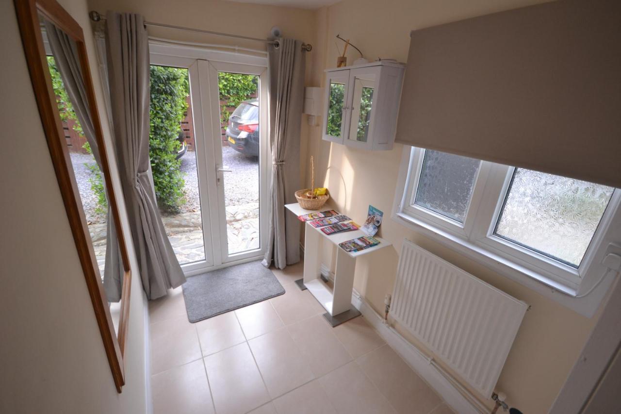 Stunning 2-Bed Cabin In Nantglyn Denbigh Zewnętrze zdjęcie